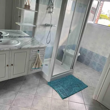 Maison Avec Jardin 5 Min Vichy 5 Min Voie Verte Сasa de vacaciones *